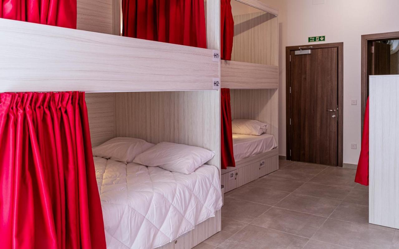 The Rose Hostel Saint Julian's Dış mekan fotoğraf